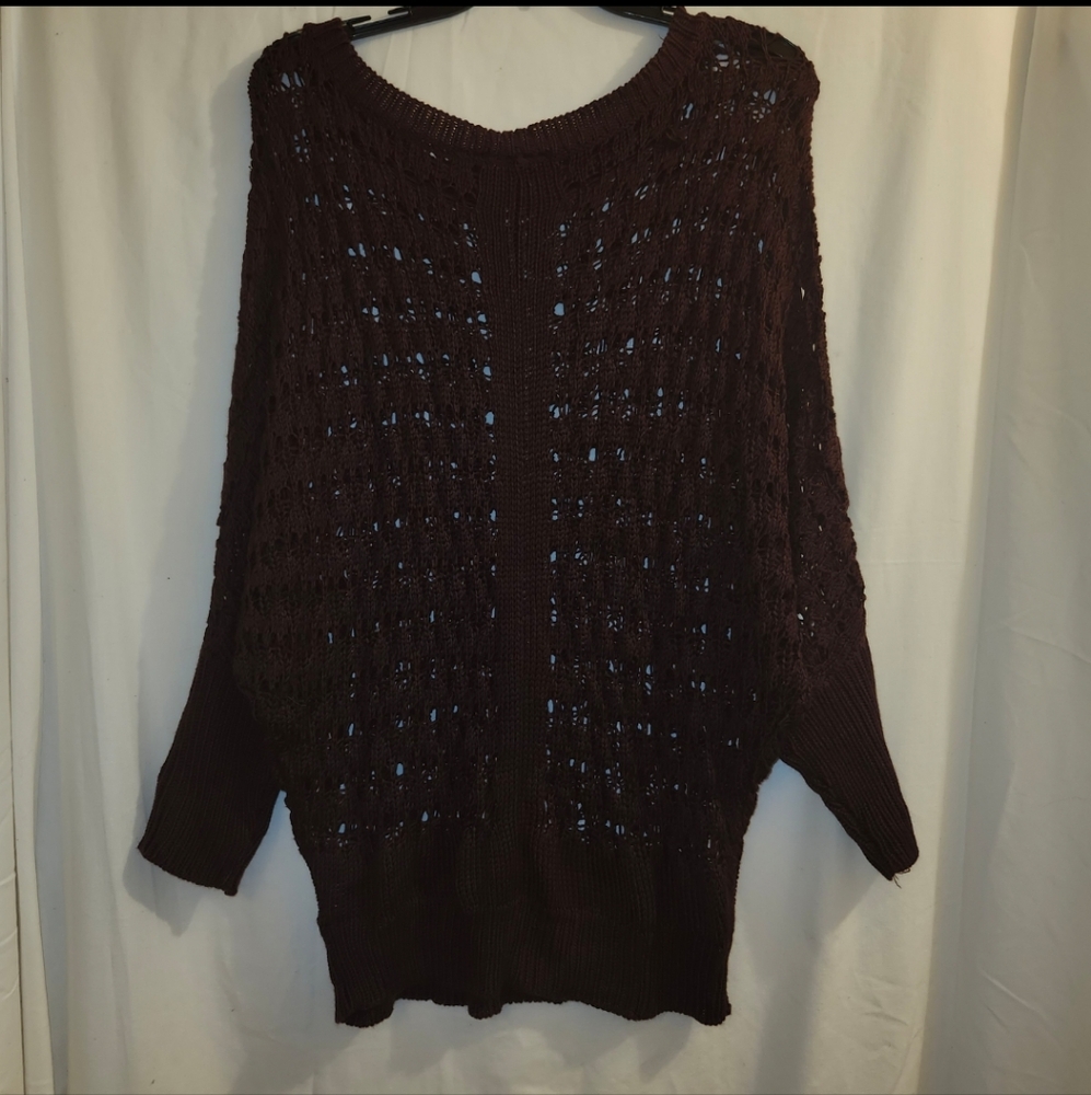 Womens Brand New Empire Sleeve Sweater